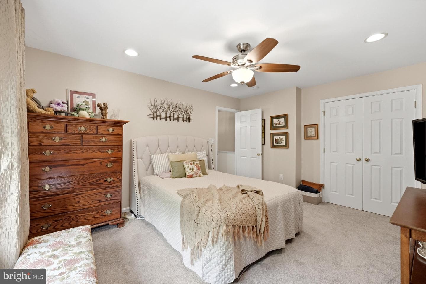 231 Rebecca Drive photo 41