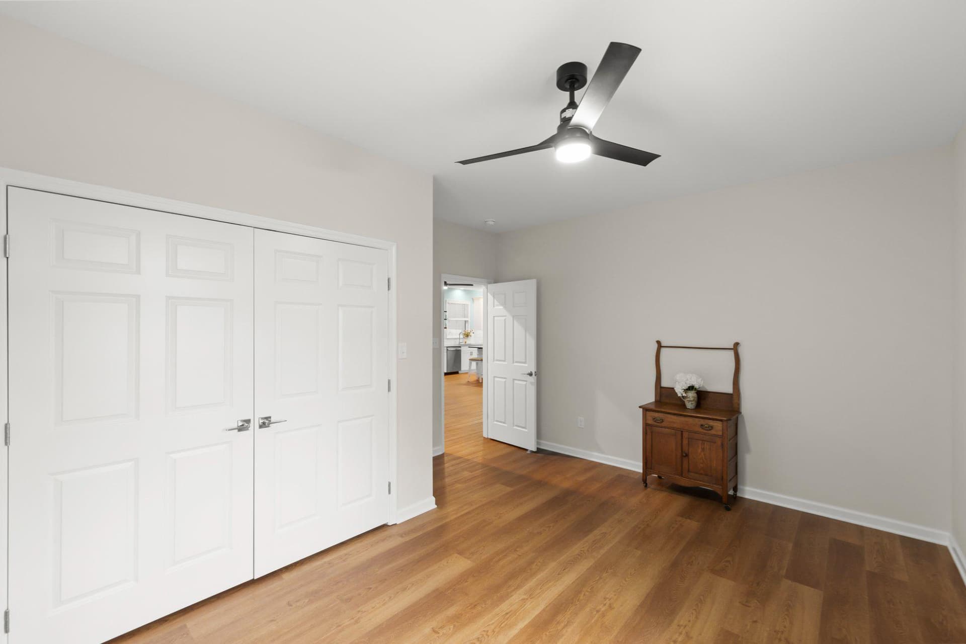 375 Tavistock Drive photo 21