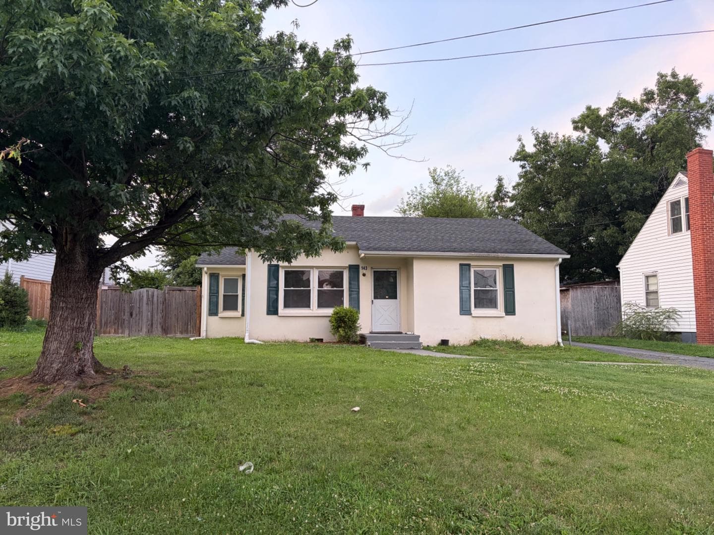 143 E Dowell J Circle E, Winchester