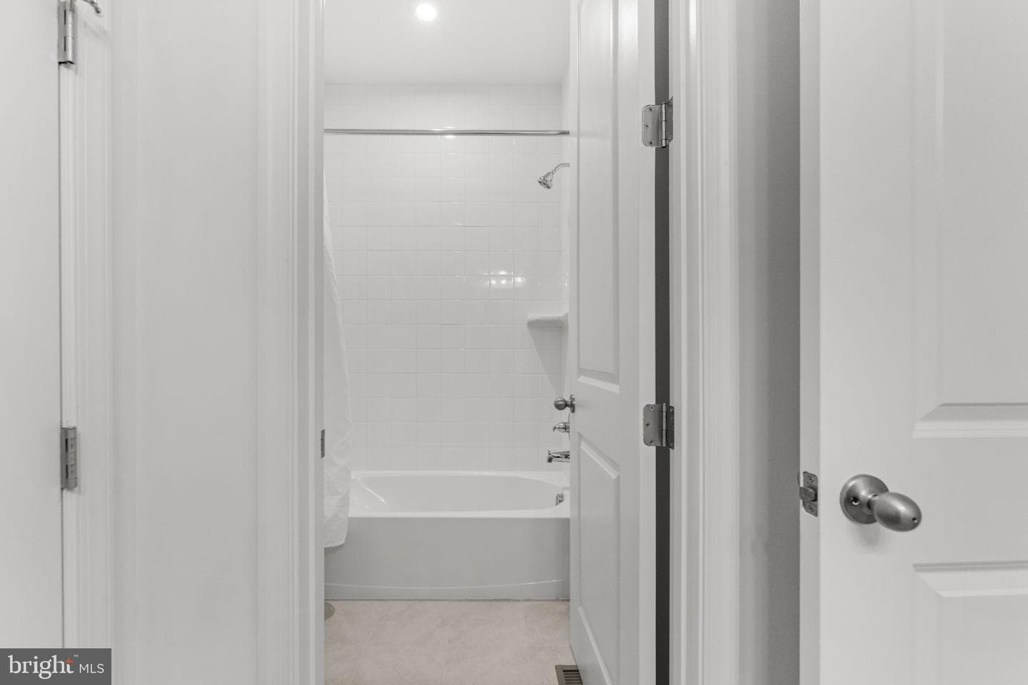 132 Triangle Court photo 14