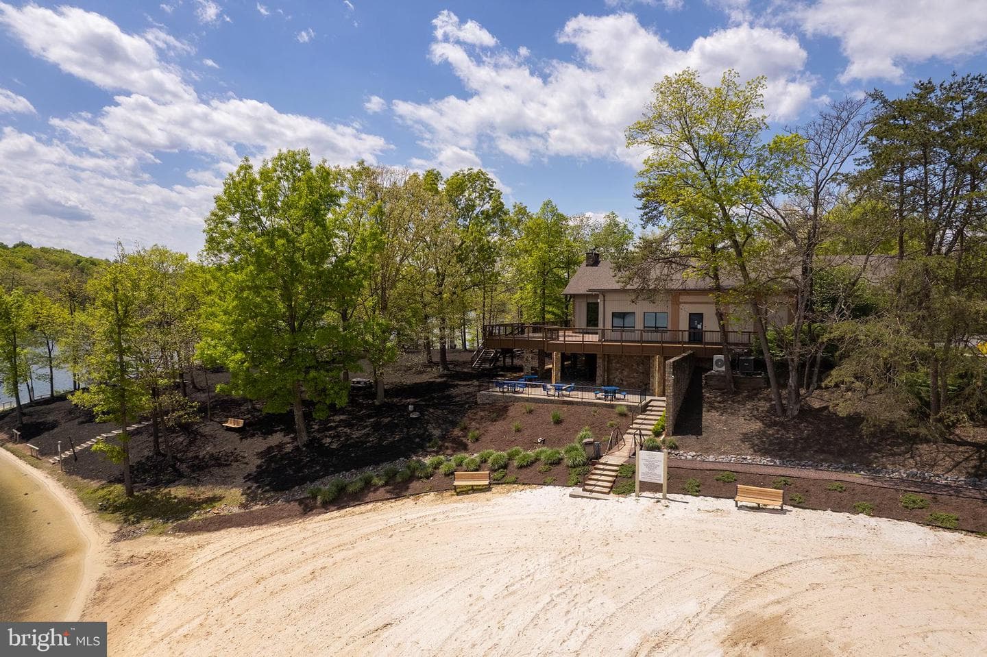 1317 Lakeview Drive photo 18