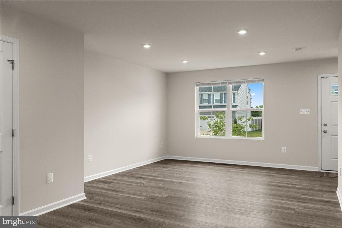 171 Birmingham Drive photo 9