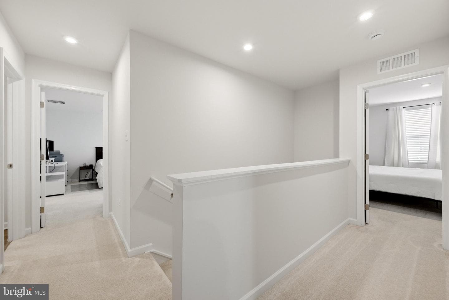 154 Dursley Circle photo 17