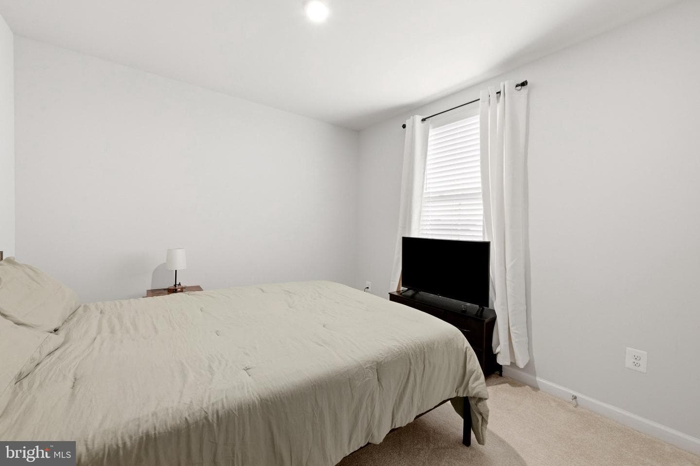 154 Dursley Circle photo 23