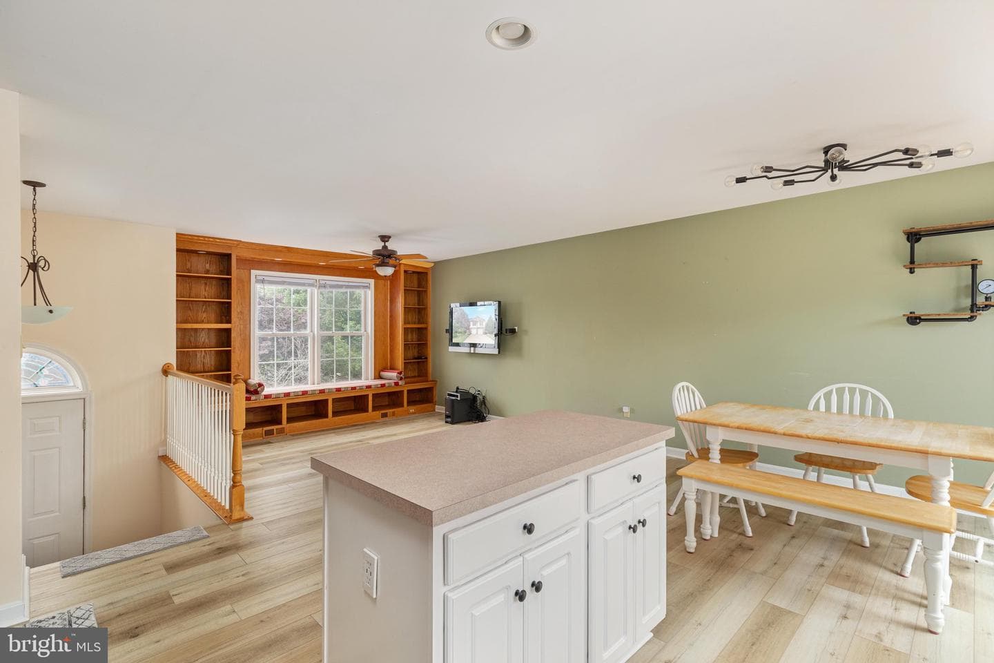 112 Welsh Court photo 14