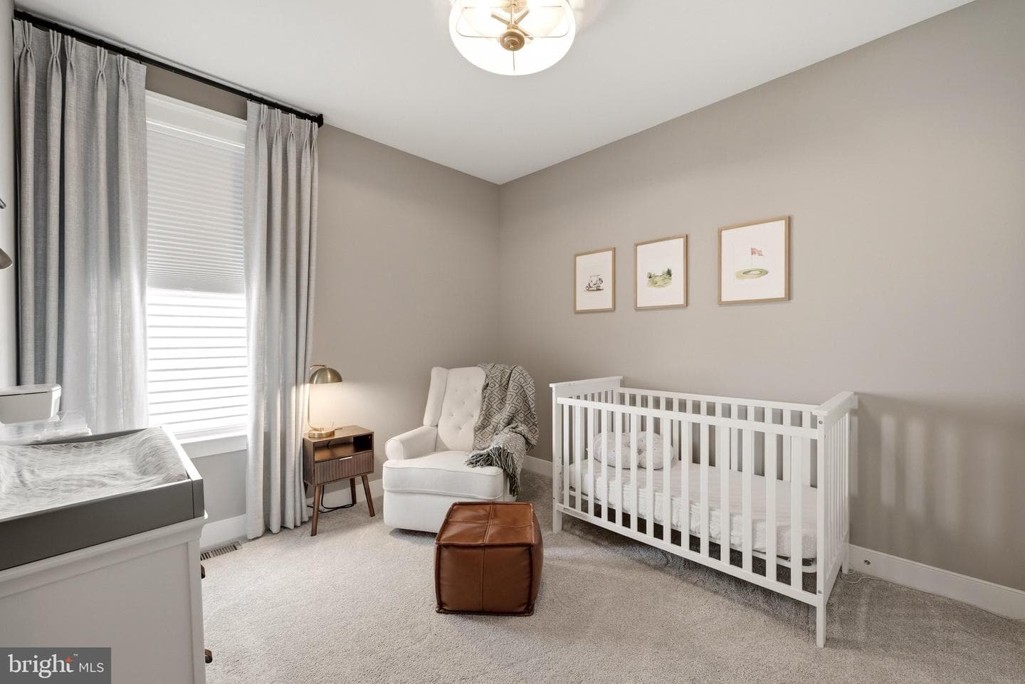 102 Crofton Court photo 34