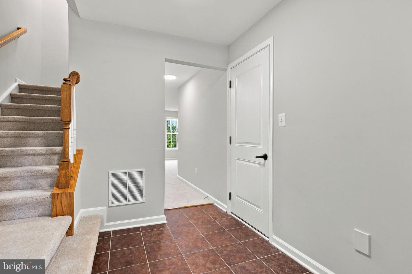 102 Argyle Court photo 39