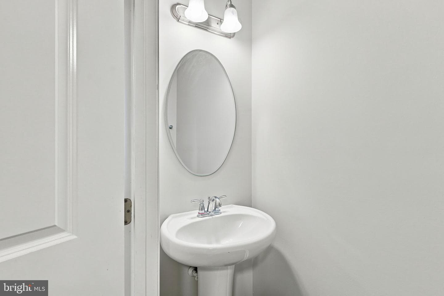 102 Argyle Court photo 49