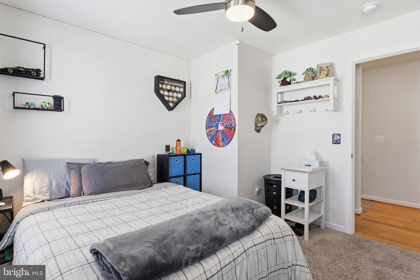 126 Brockham Court photo 40