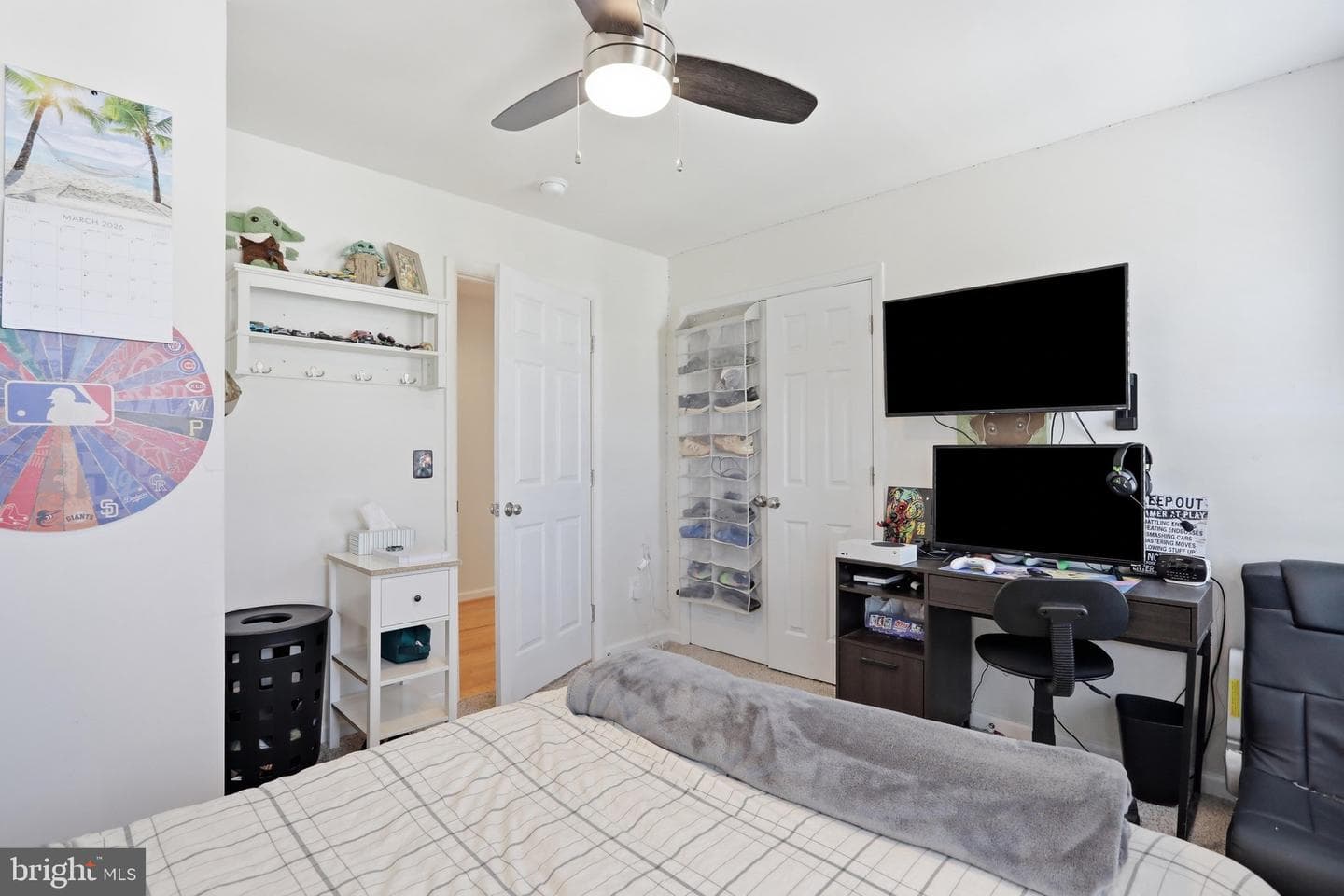 126 Brockham Court photo 41