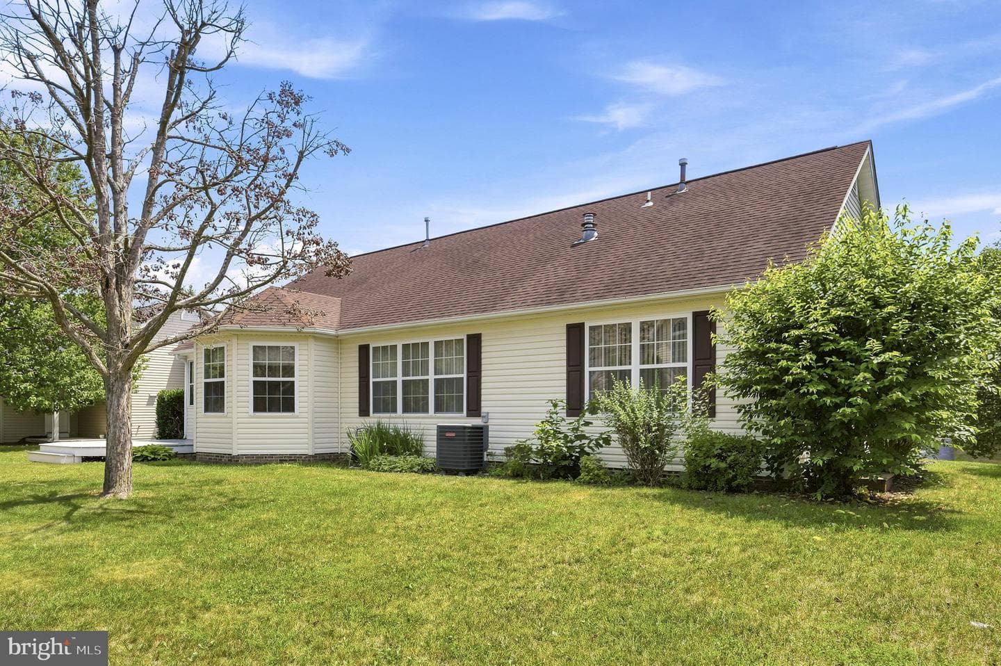 231 Bentley Avenue photo 55
