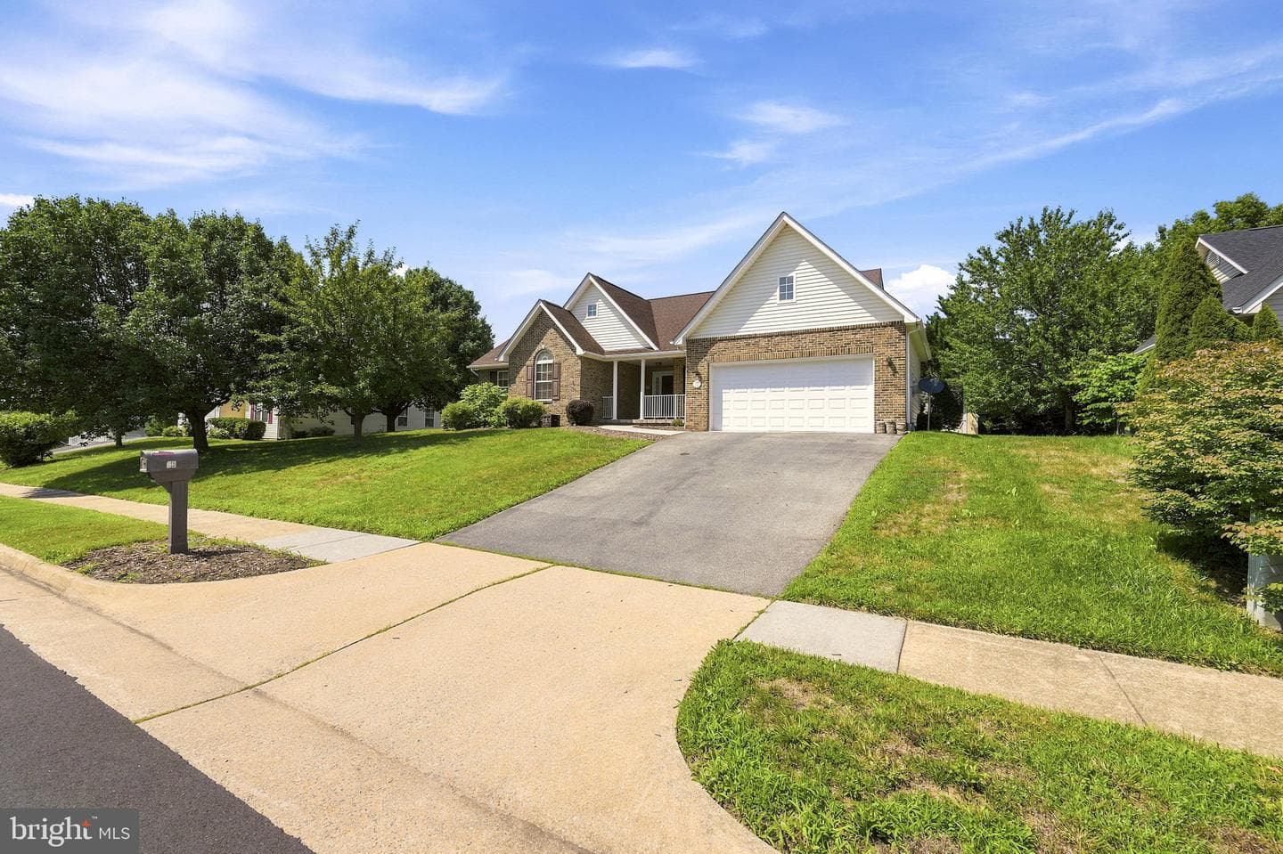 231 Bentley Avenue photo 70