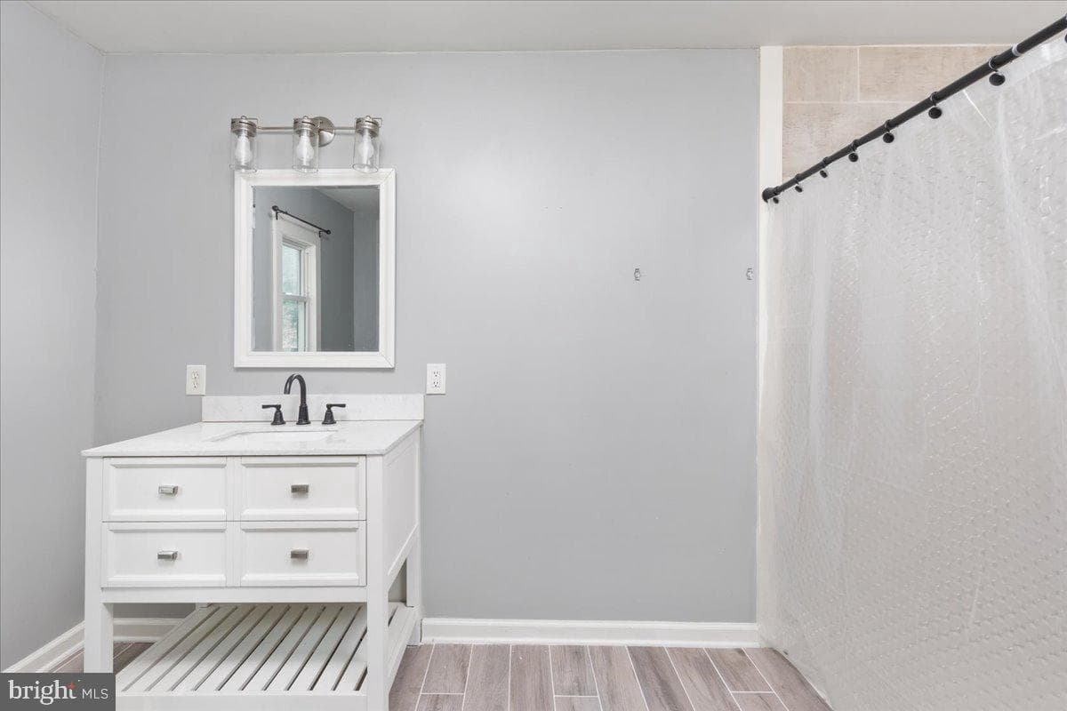 904 Archwood Trail photo 14