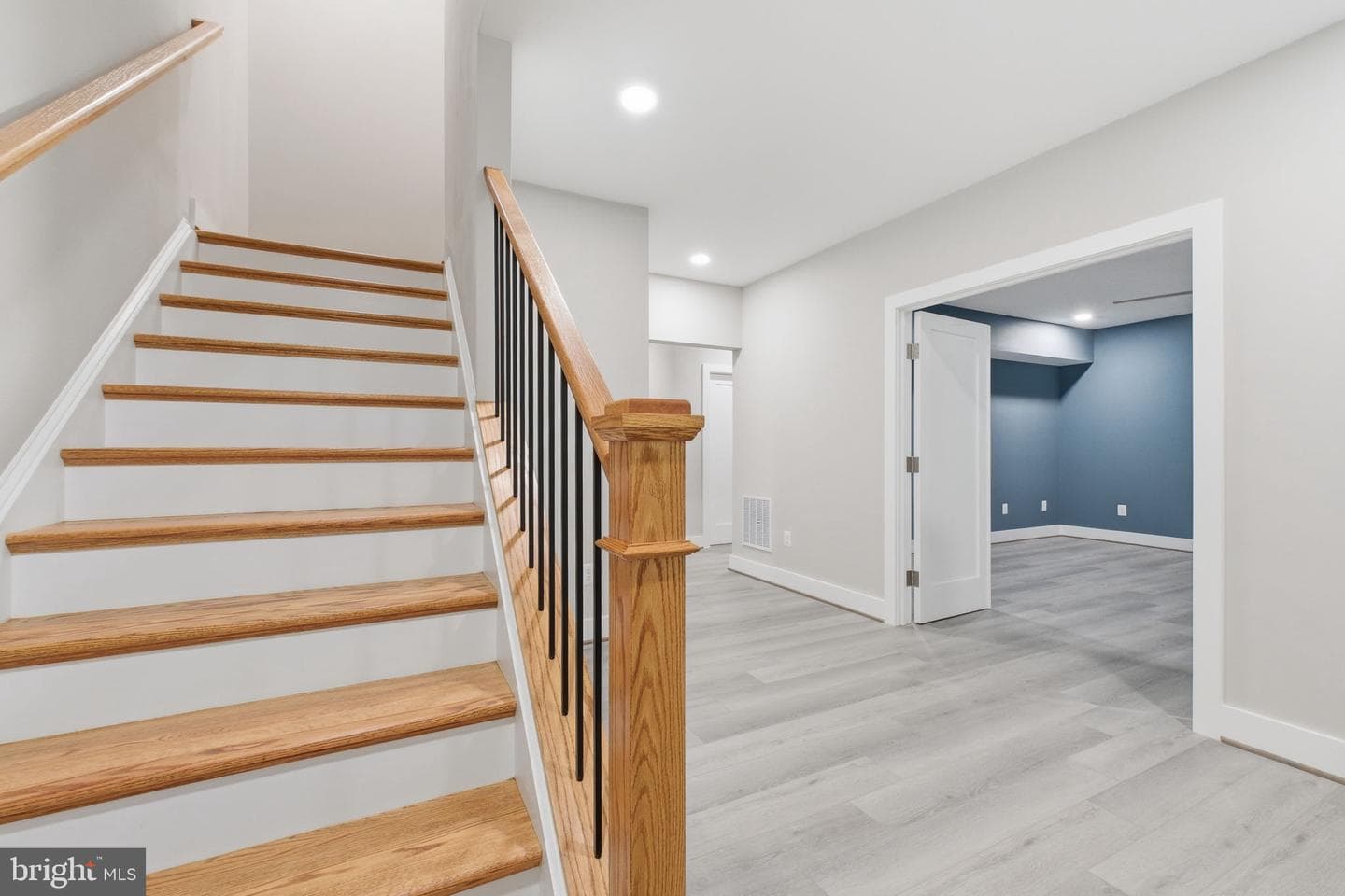 7631 Lisle Avenue photo 59