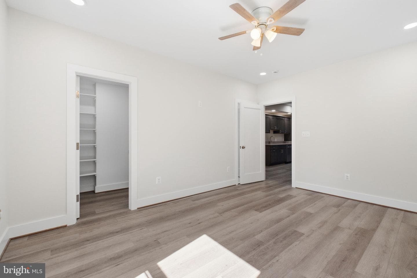 7631 Lisle Avenue photo 68