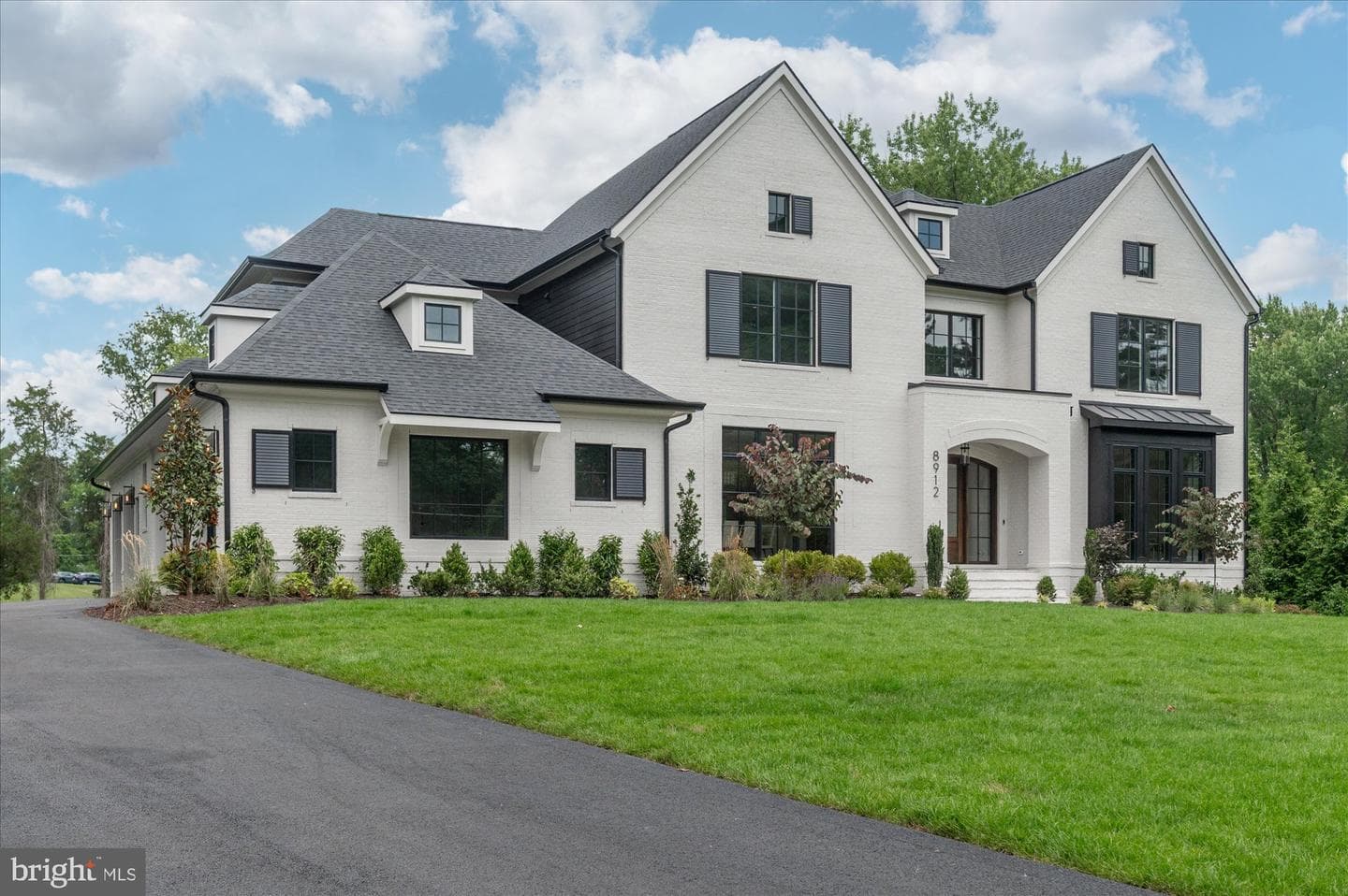 8912 Gallant Green Drive photo 4