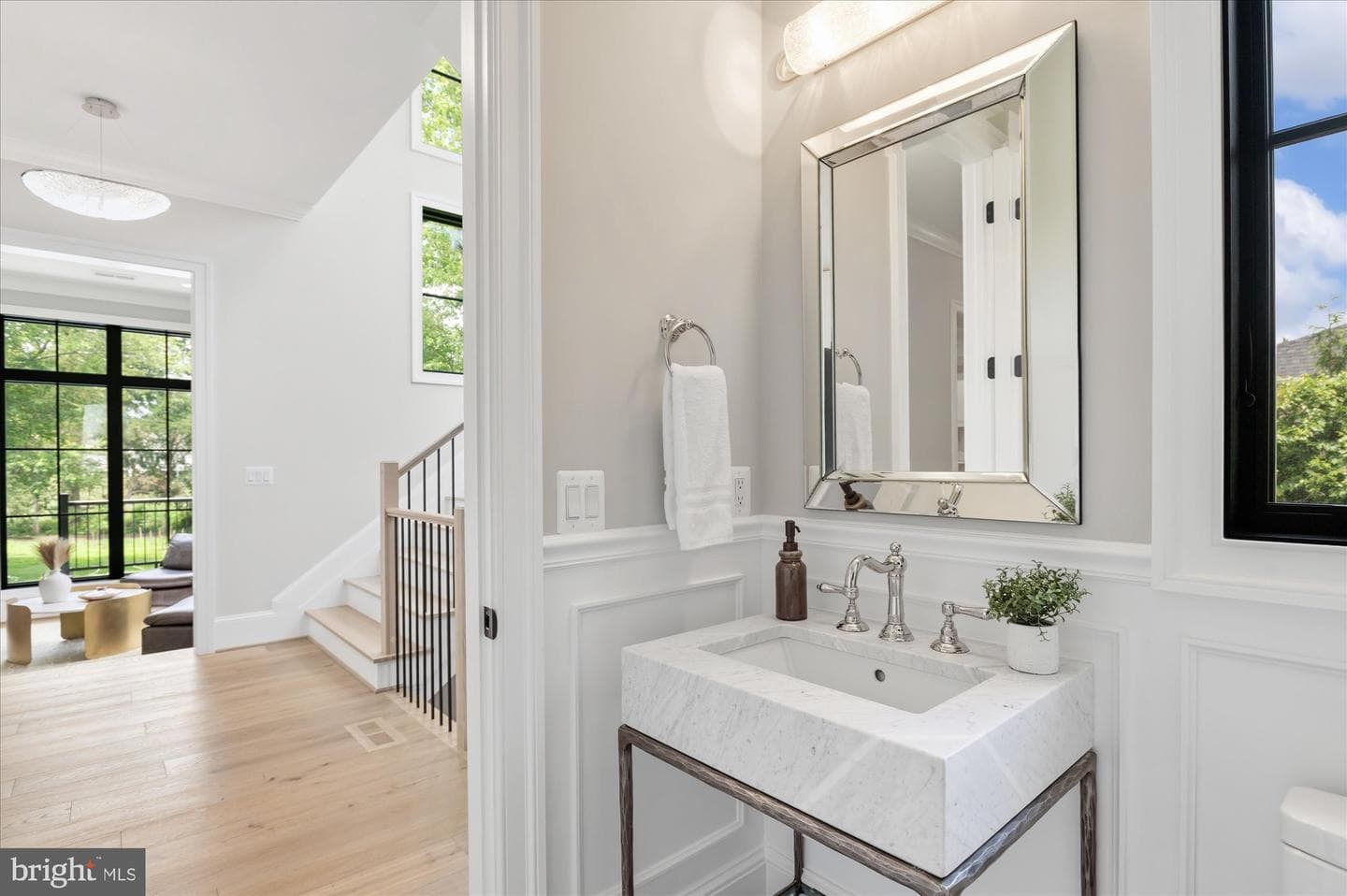 8912 Gallant Green Drive photo 47