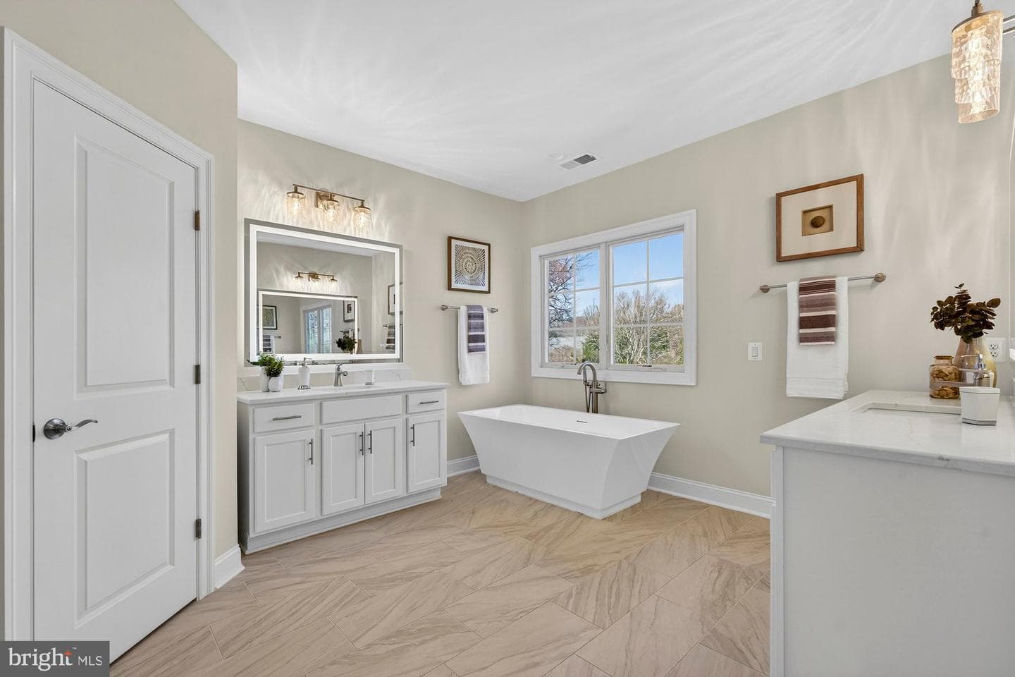 309 Park Street NE photo 39
