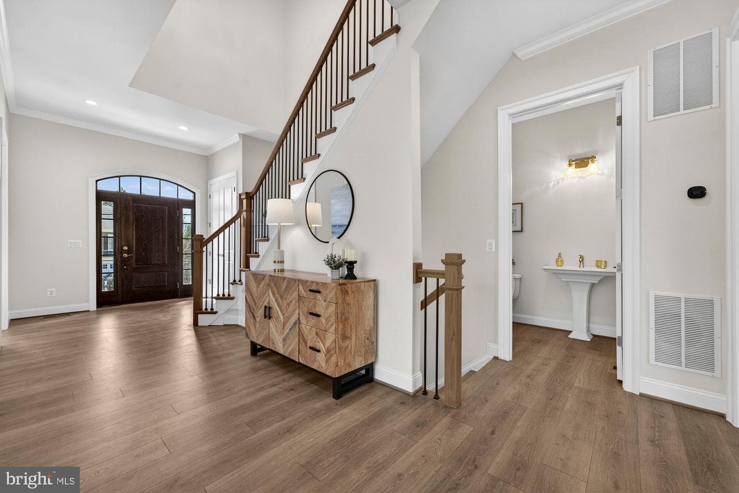 309 Park Street NE photo 4