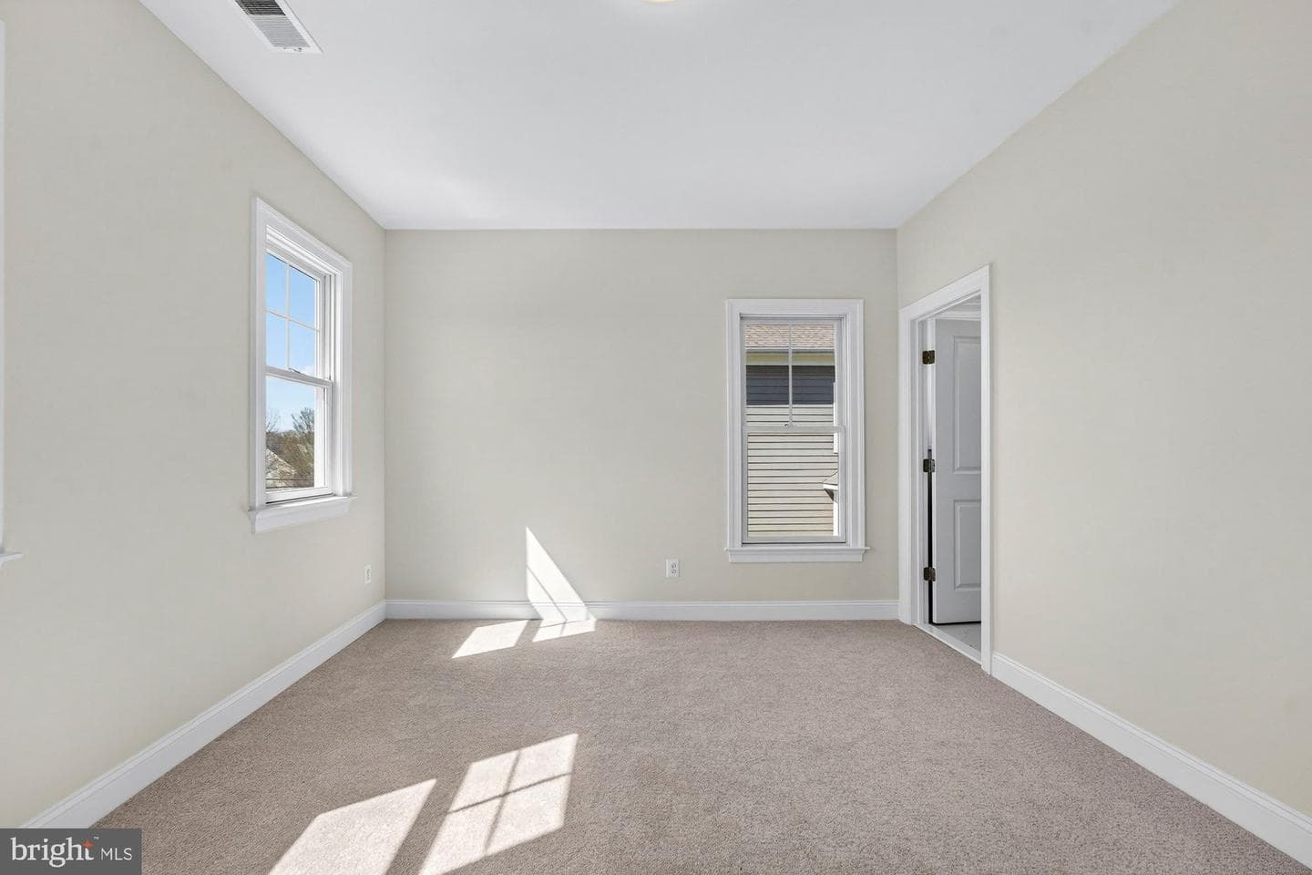 309 Park Street NE photo 56