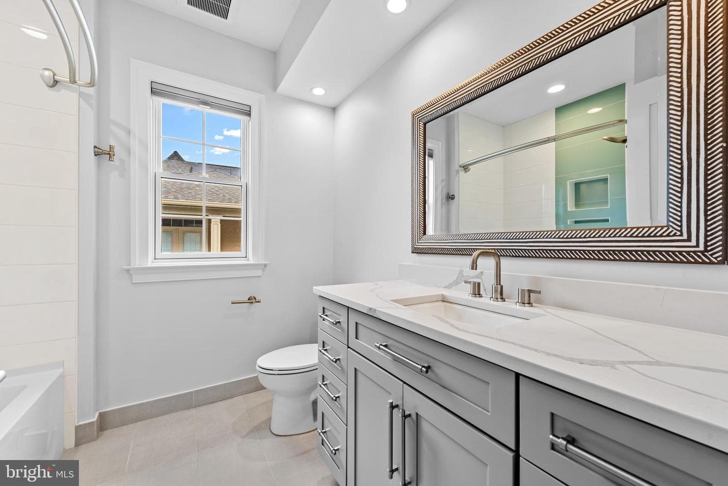 7003 Churchill Road photo 46