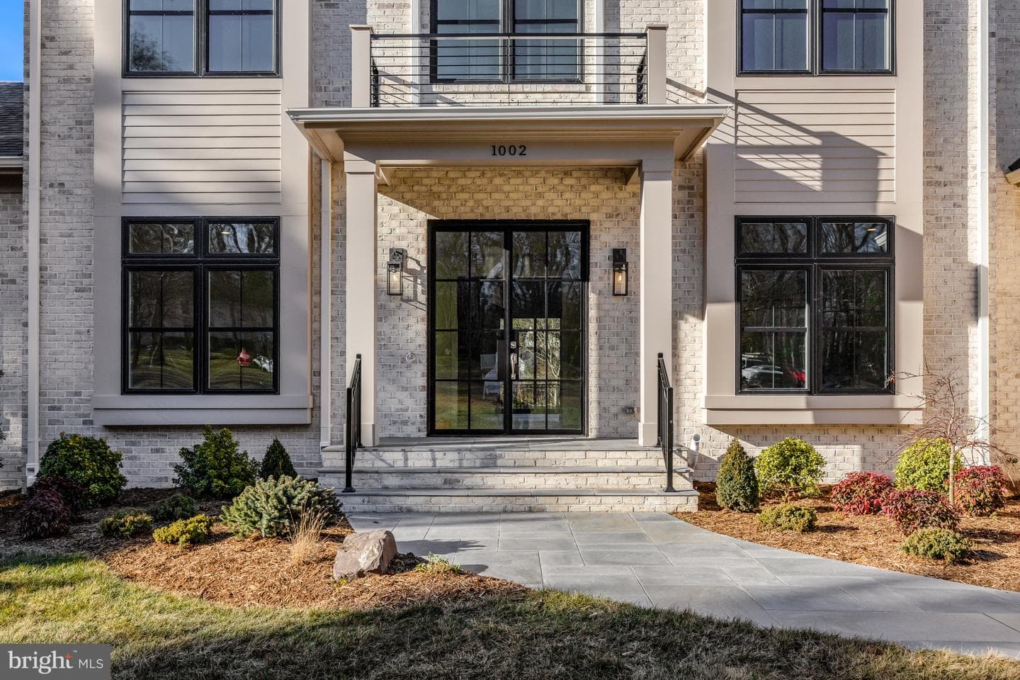 1002 Springvale Road photo 3