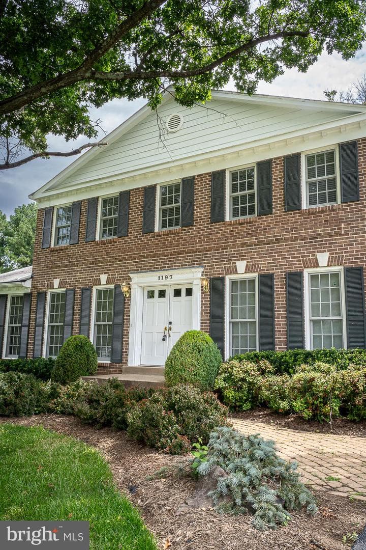 1197 Winter Hunt Road photo 4