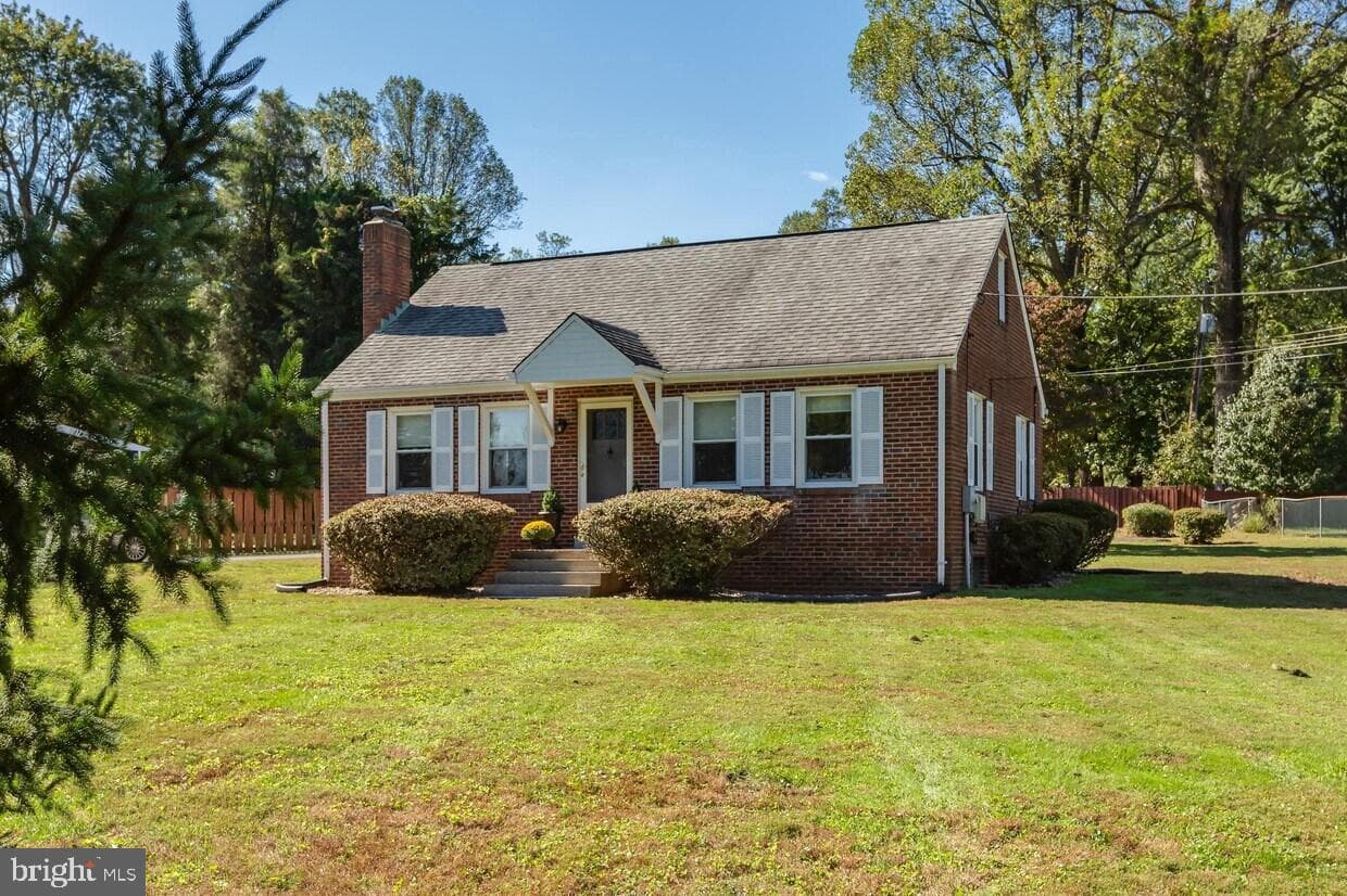 650 Walker Road photo 3