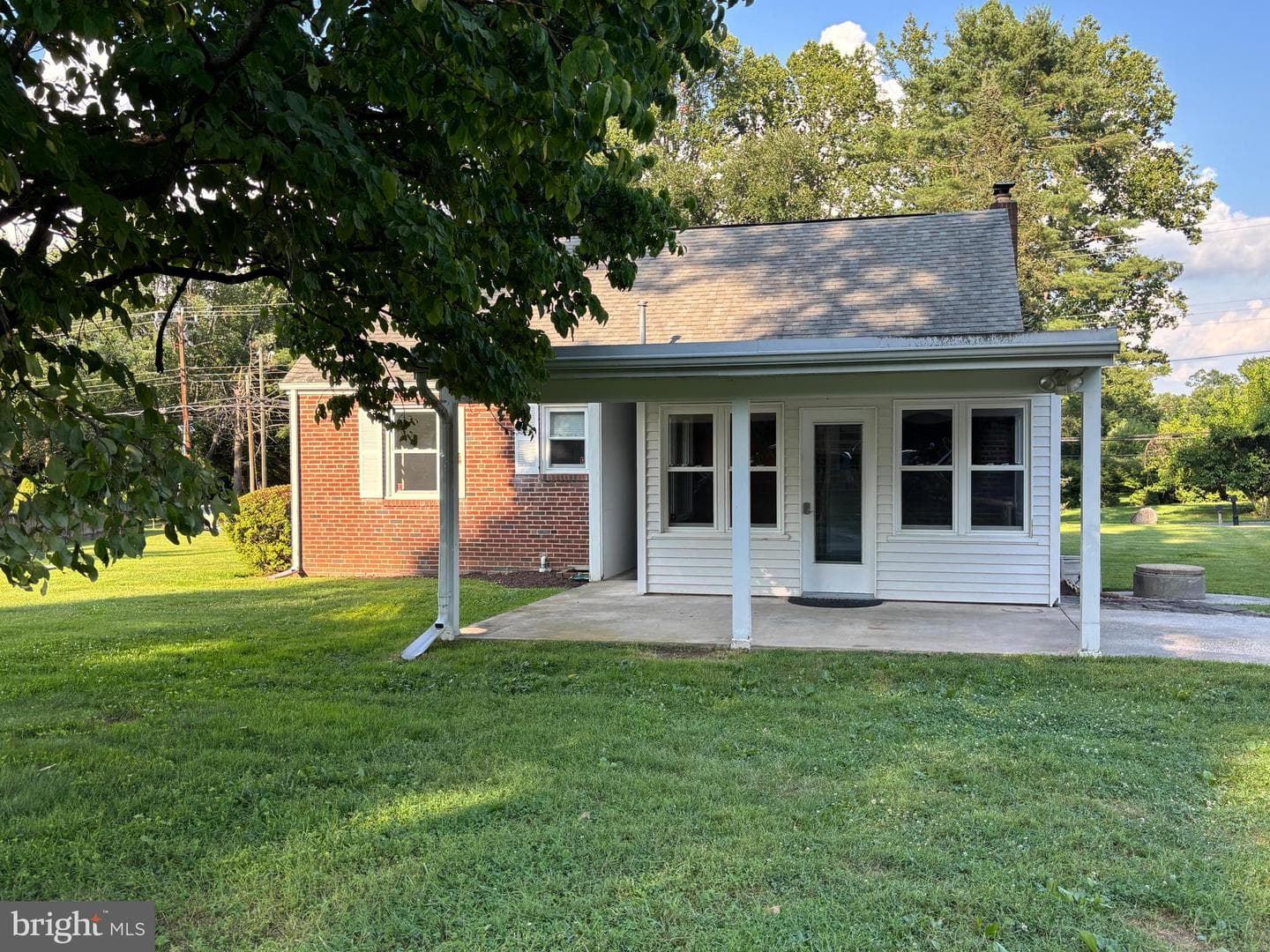 650 Walker Road photo 5