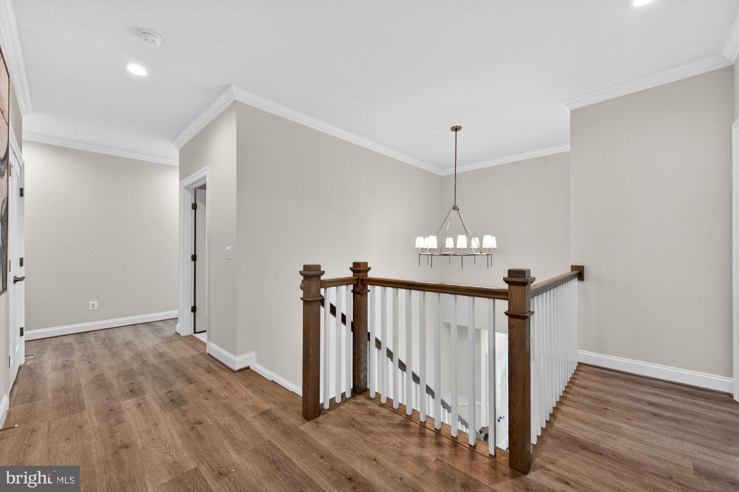 2335 Dale Drive photo 32