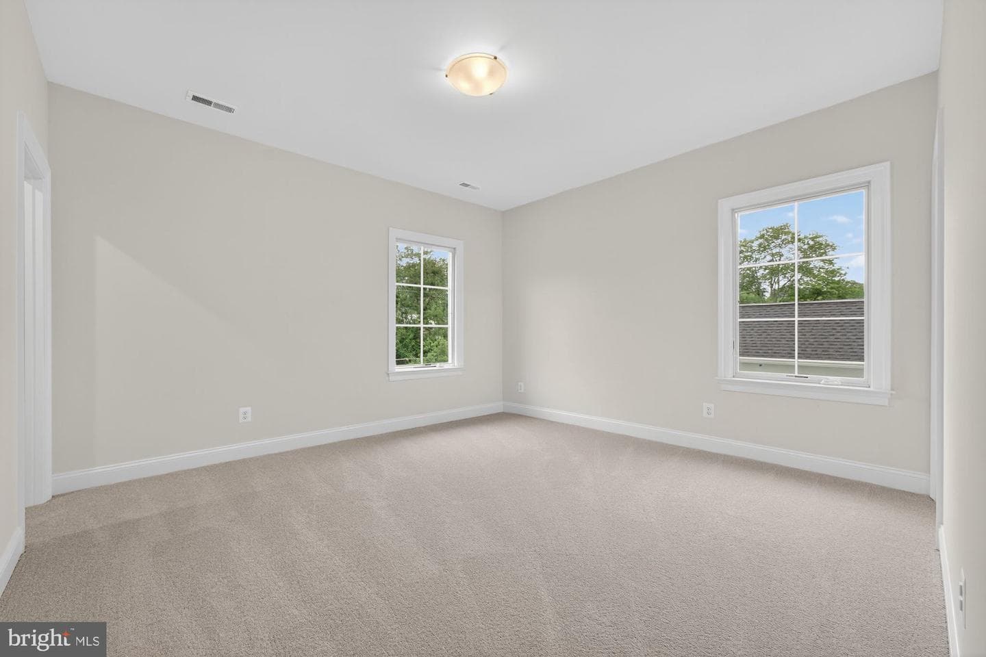 505 Hillcrest Drive SW photo 47