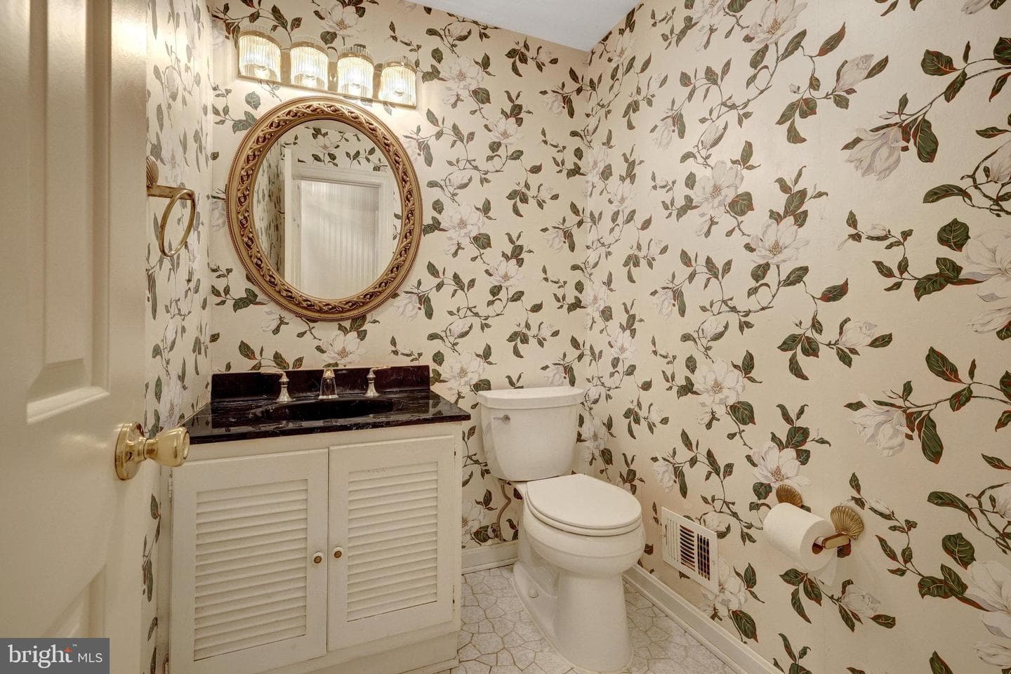 1468 Highwood Drive photo 22