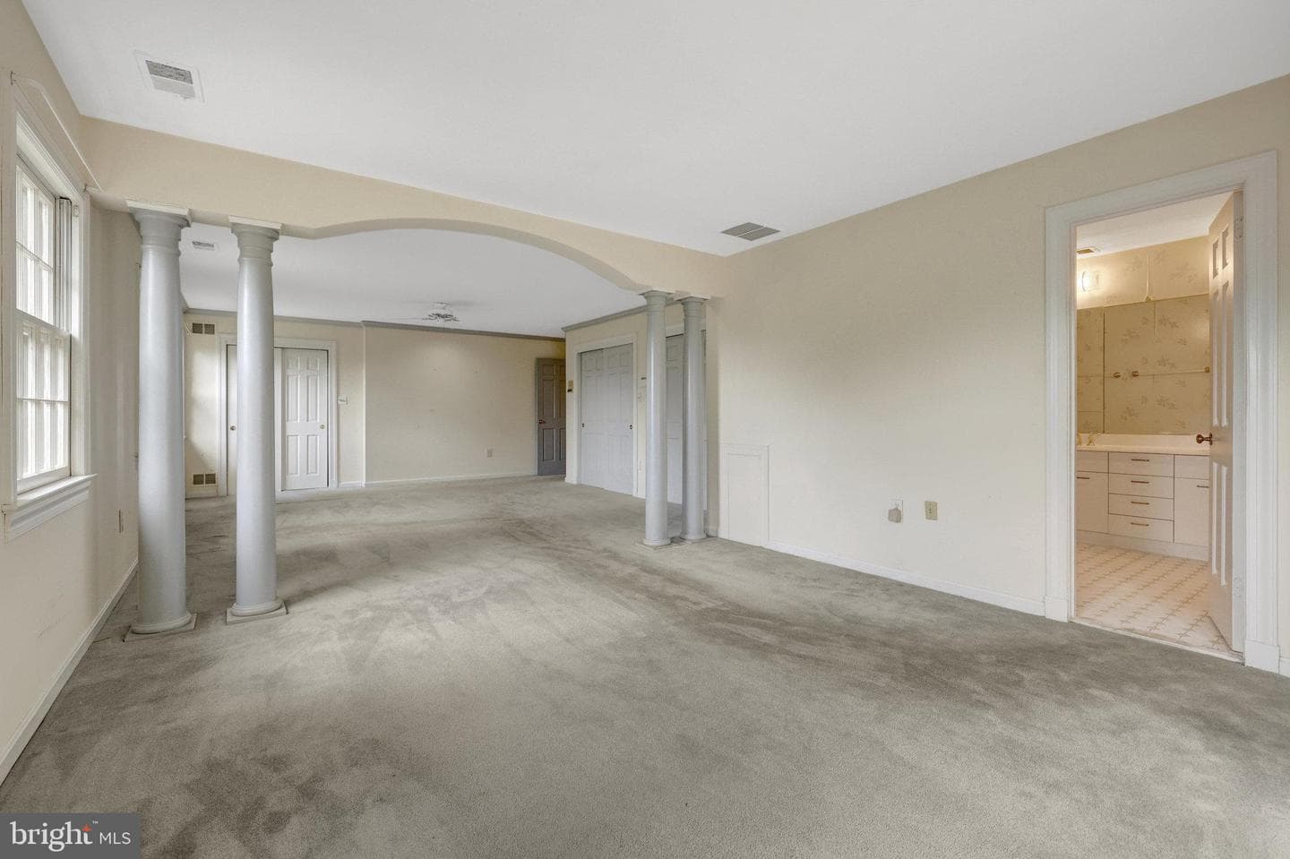 1468 Highwood Drive photo 33