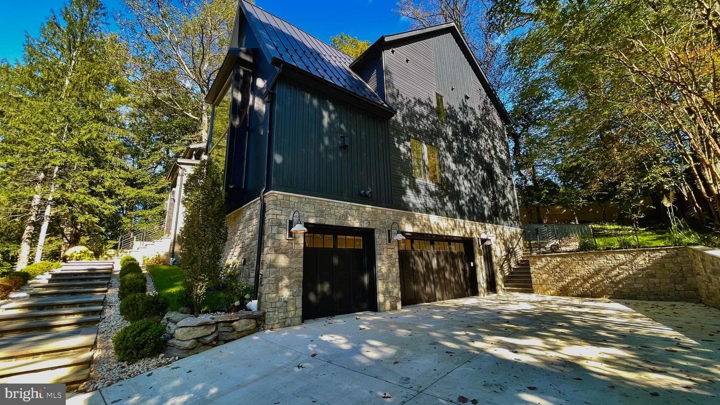 1441 Woodacre Drive photo 79