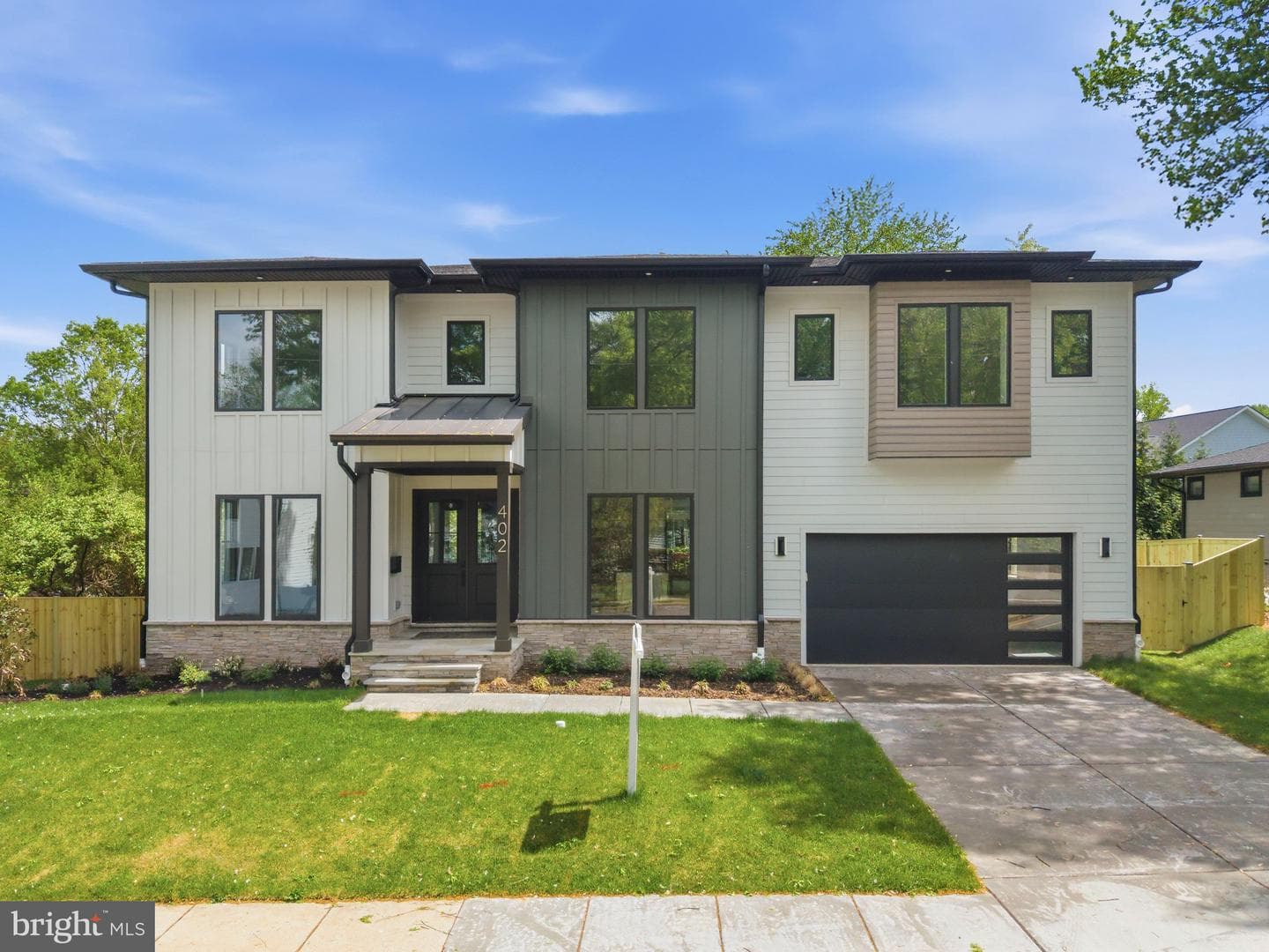402 Marshall Road SW, Vienna