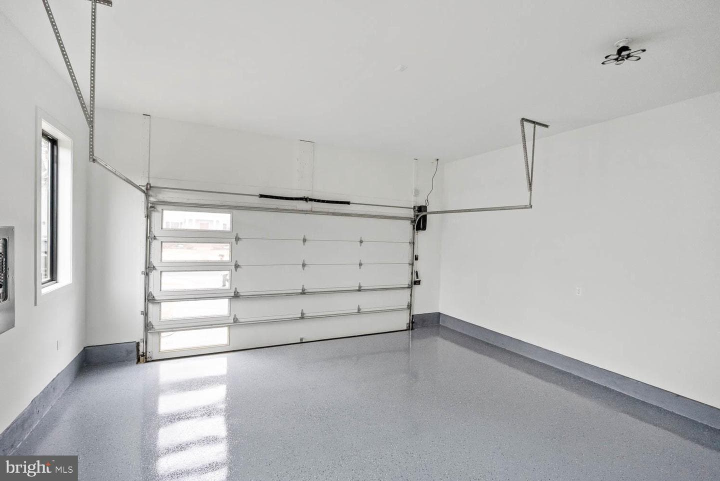 402 Marshall Road SW photo 60