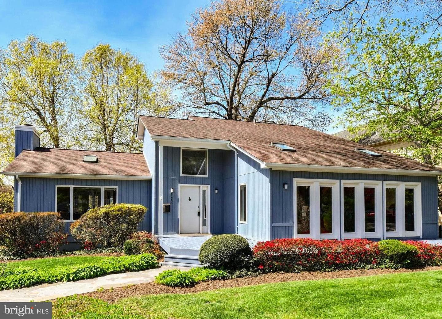 1410 Cedar Avenue photo 2