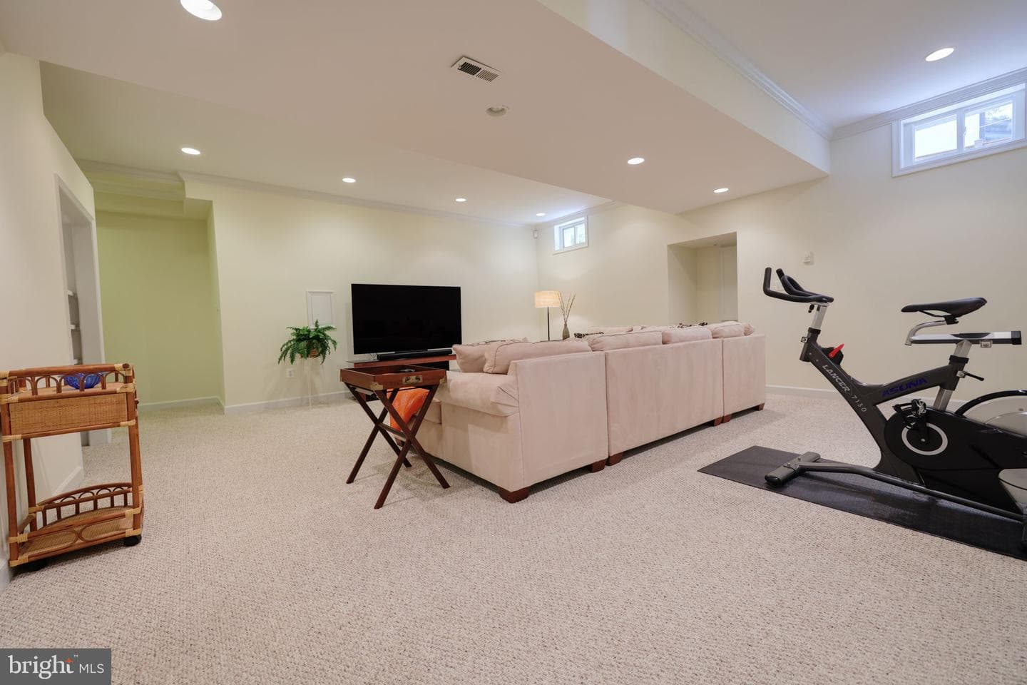 1410 Cedar Avenue photo 32