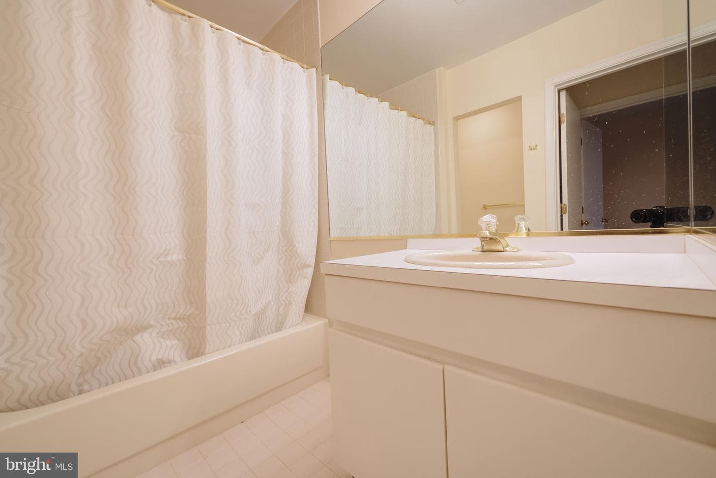 1410 Cedar Avenue photo 39