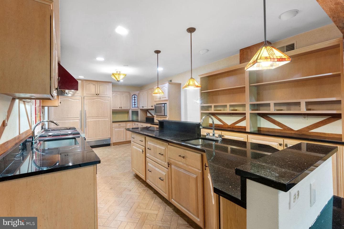 1560 Forest Villa Lane photo 15