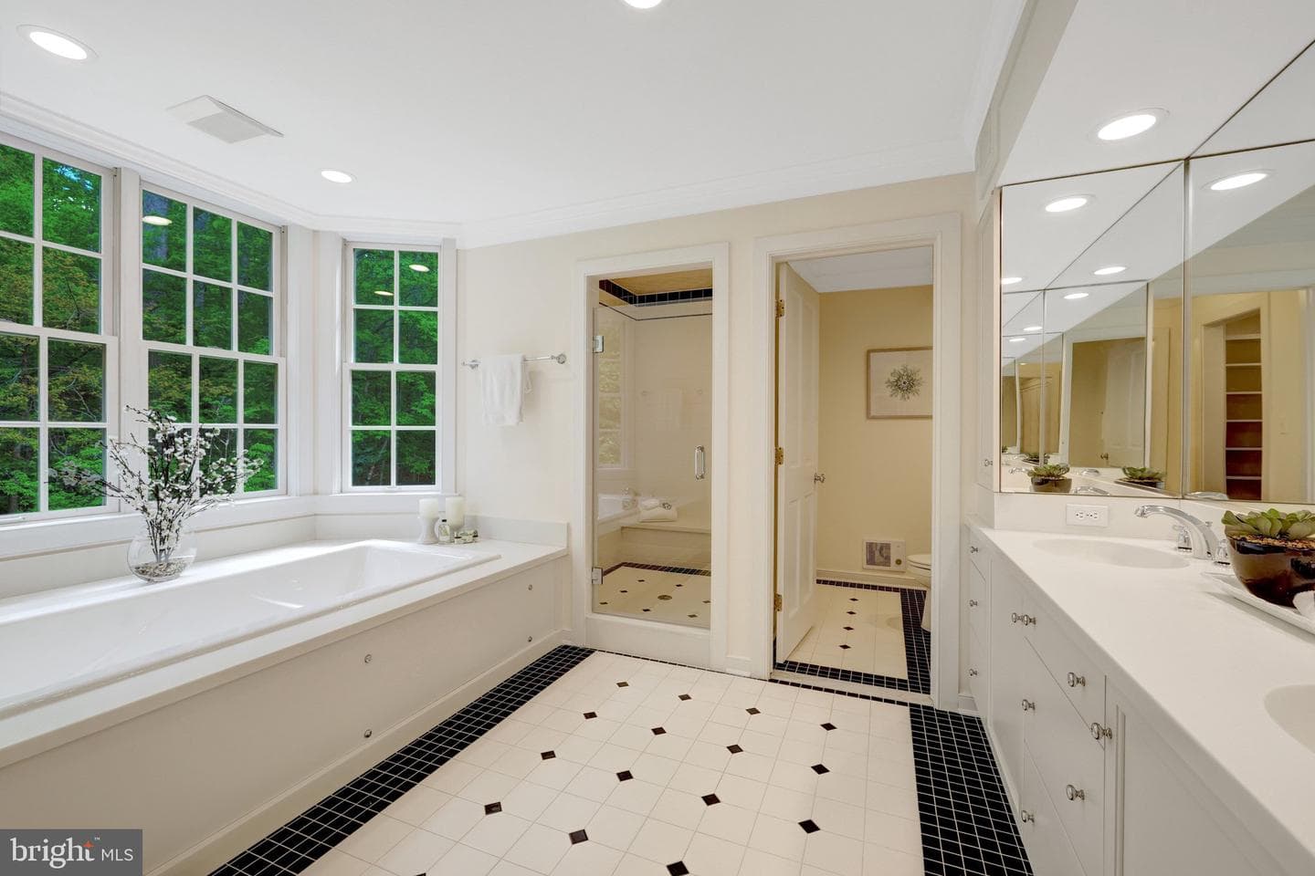 1110 Brook Valley Lane photo 43