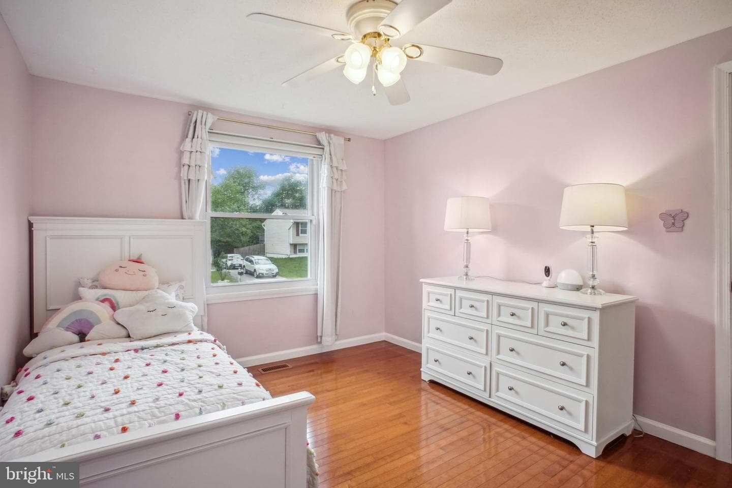 7923 Fitzroy Street photo 26