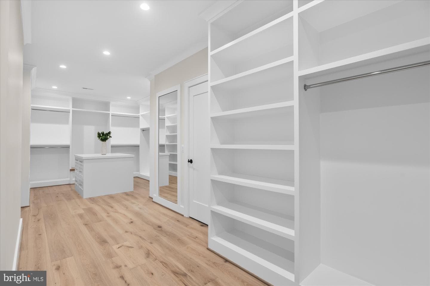 1104 Sharon Court photo 45