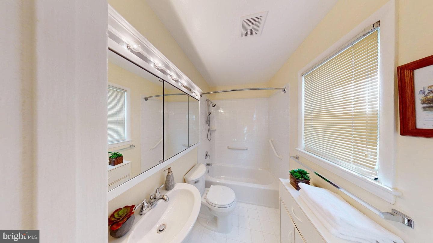 8352 Orange Court photo 22