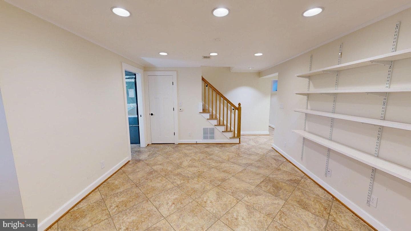 8352 Orange Court photo 23