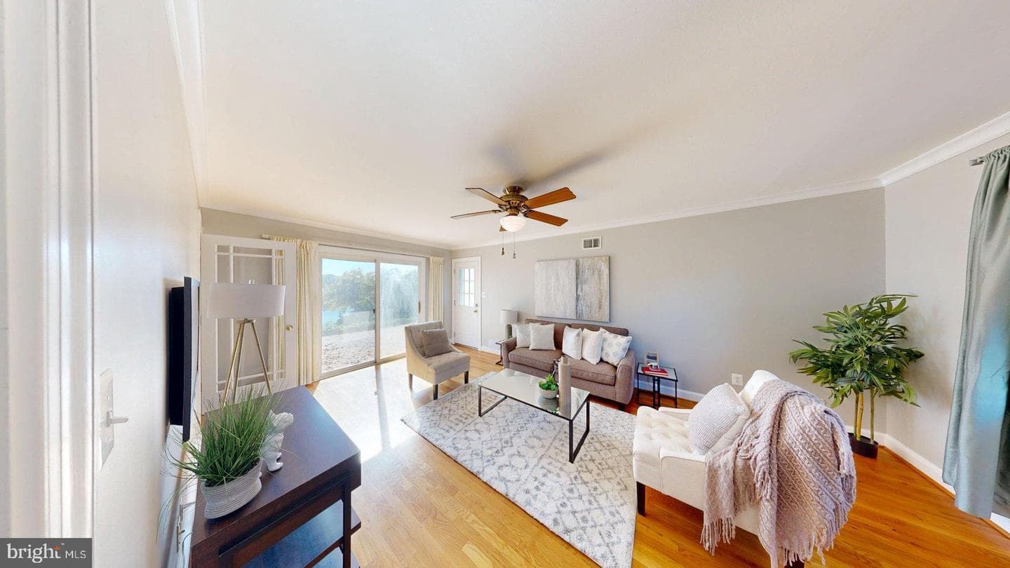 8352 Orange Court photo 9