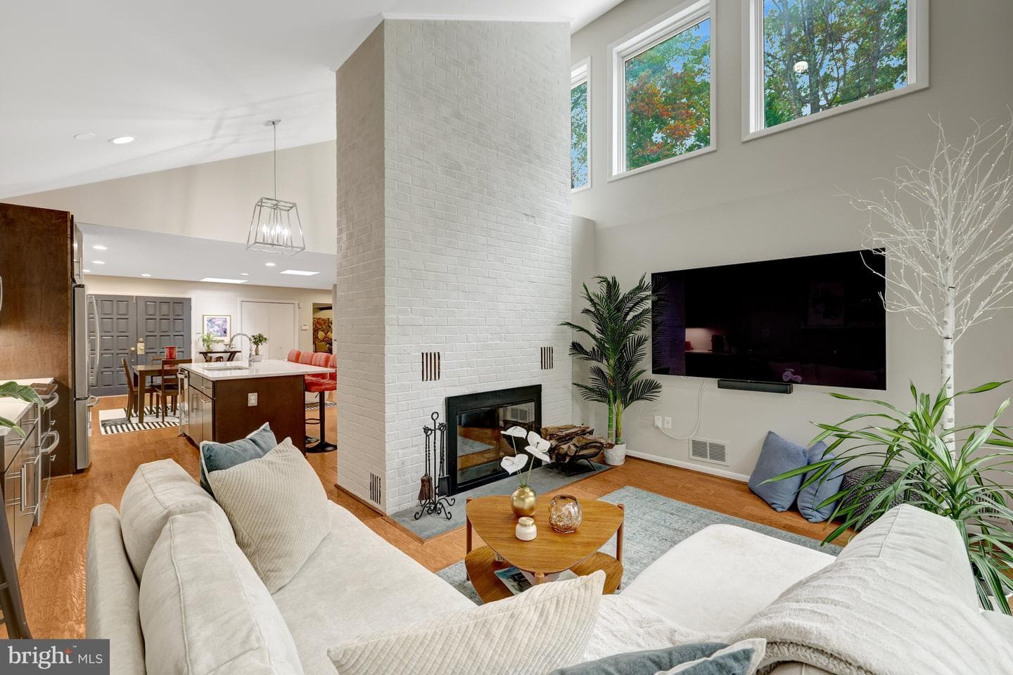 526 Springvale Road photo 15