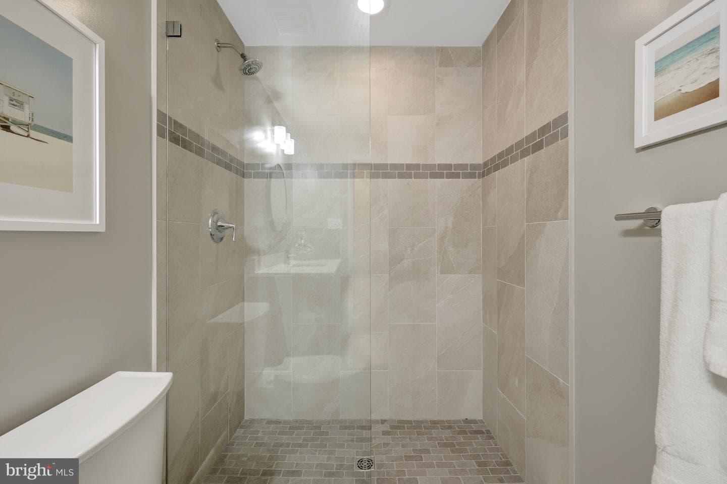 526 Springvale Road photo 41