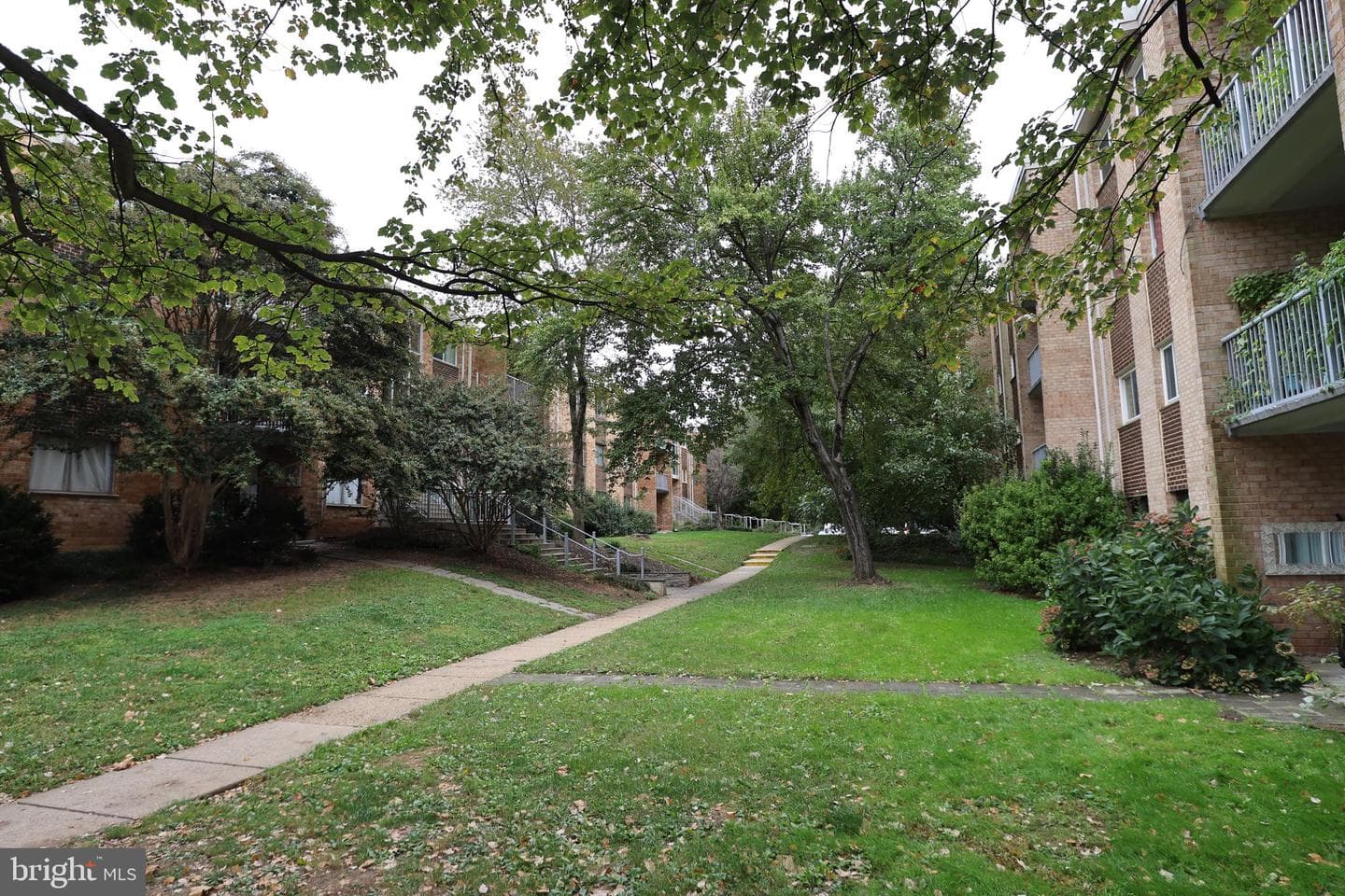 2906 Kings Chapel Road #06/4 photo 3