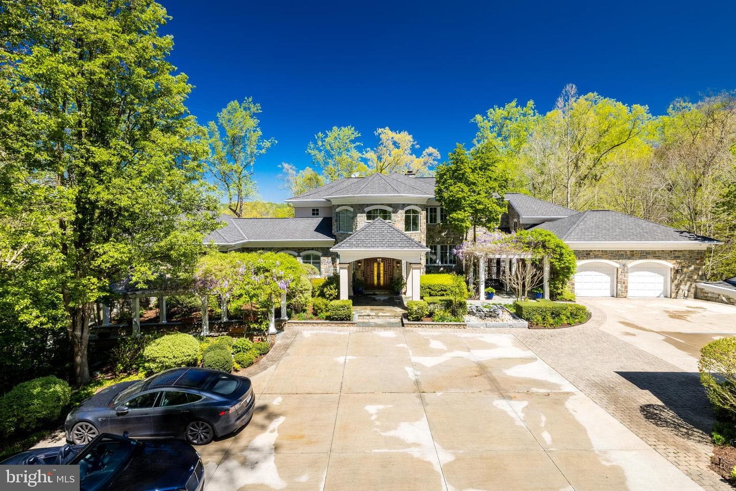 658 Live Oak Drive photo 7
